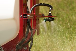 Croplands Sprayer XT BOOM Kit in action