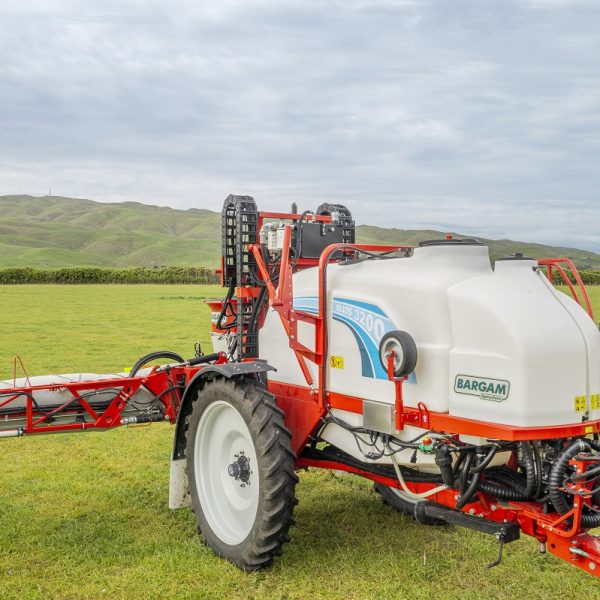 Croplands Bargam Elios Towed Field Sprayer