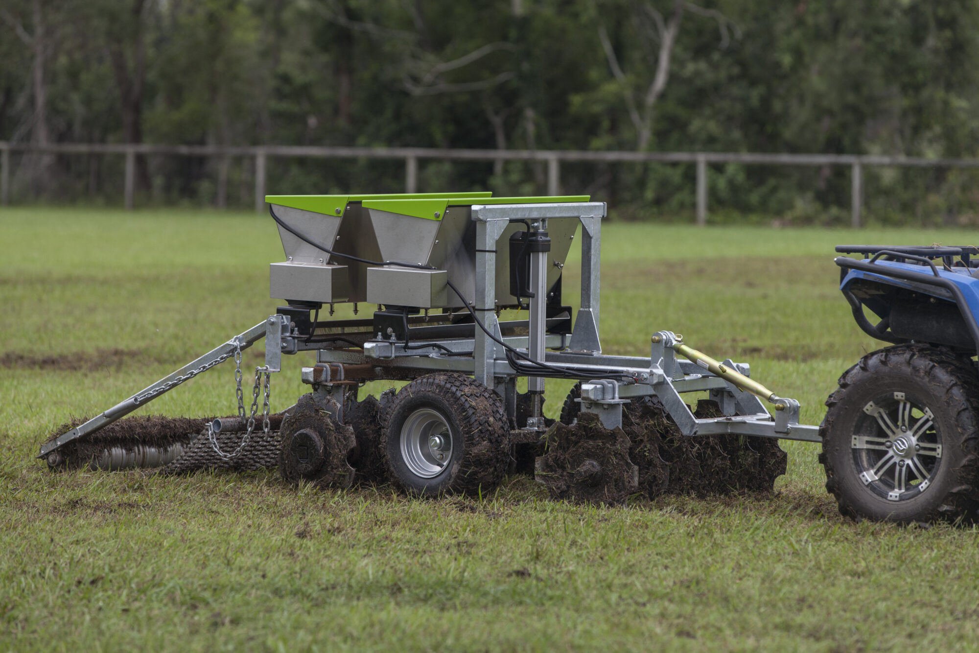 Quik Spray GP-1200 6-in-1 Seeder Single Box - Image 2
